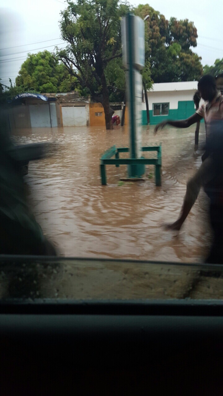 Pluies diluviennes : M'bour sous les eaux (IMAGES)