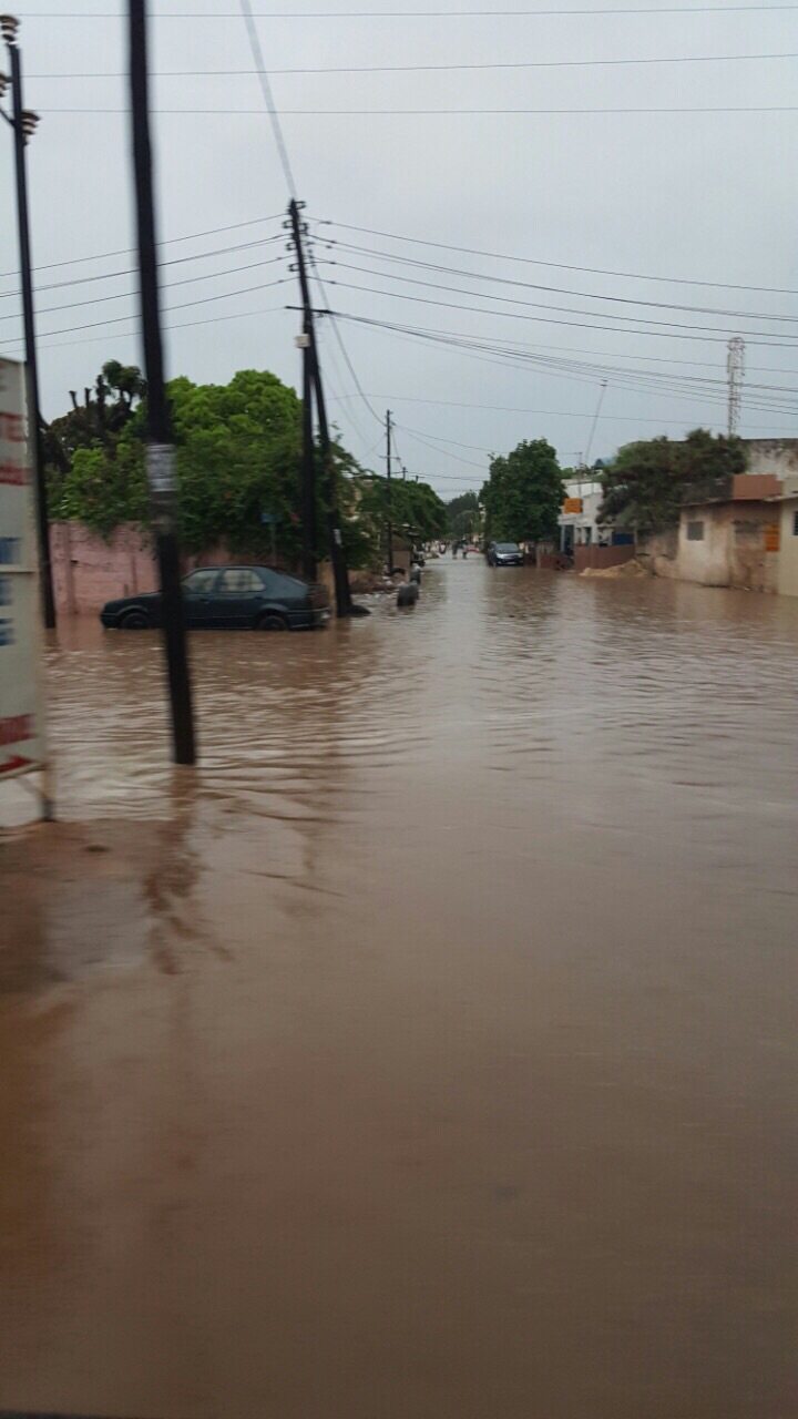 Pluies diluviennes : M'bour sous les eaux (IMAGES)