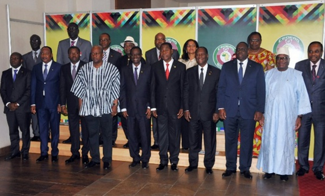 Communiqué final de la session extraordinaire de la conférence des Chefs d'Etat et de gouvernement sur la crise au Burkina Faso