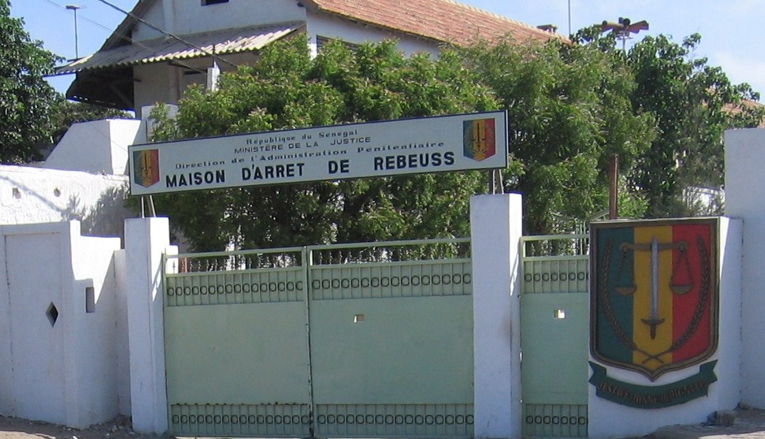 Grève de la faim à Rebeuss : Sidiki Kaba et le Directeur de l’AP rencontrent les prisonniers