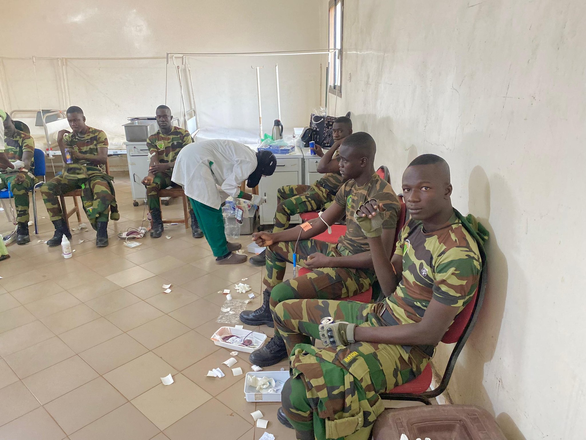 Journée  Sétal Sunu Reew : l'Armée collecte 1.217 poches de sang à travers le Sénégal