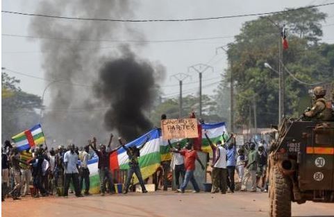 Présidentielle en RCA : Tirs et barricades à Bangui après l'annonce de la liste des candidats (Ambassade de France)