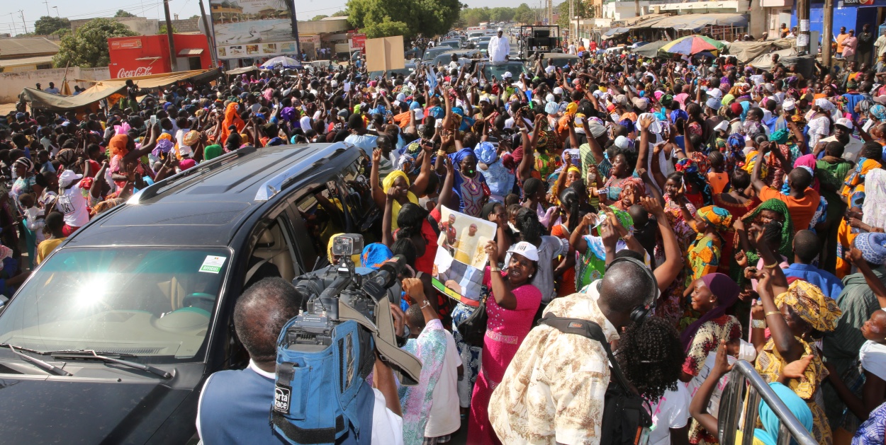 Visites de Macky Sall à M'bour et Thiadiaye