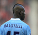 Balotelli voulait blesser Alex Song (VIDEO)