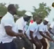 Modou Lô danse sur le rythme du titre " Deliya " de Baaba Maal