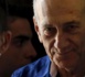 L'ancien premier ministre israélien Ehud Olmert derrière les barreaux