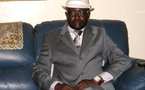 Le marabout et jet-setteur Modou Bara Dolly, fils de Serigne Bara Dolly, en prison pour avoir couché et photographié nue une femme mariée.