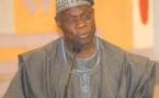 Olusegun Obasanjo tient une conférence de presse, mardi