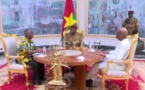 Burkina: le chef de la junte reçoit le président renversé Kaboré