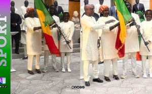 JO 2024 : Les athlètes sénégalais ont reçu le drapeau national des mains du ministre des sports