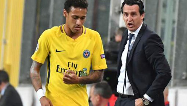 PSG : LE FOSSÉ SE CREUSERAIT ENTRE NEYMAR ET EMERY