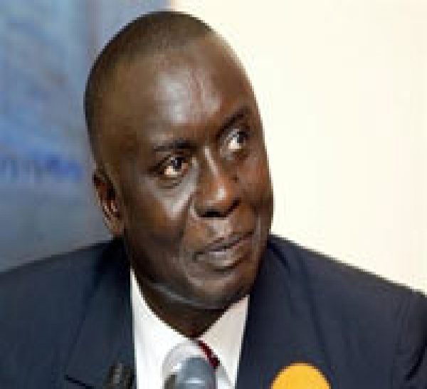 Depuis la France, Idrissa Seck parle du dialogue politique.