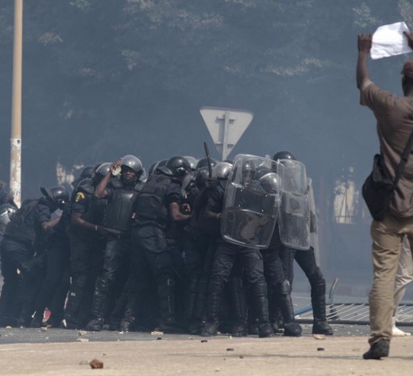 La Police disperse l'Assemblée générale du M23