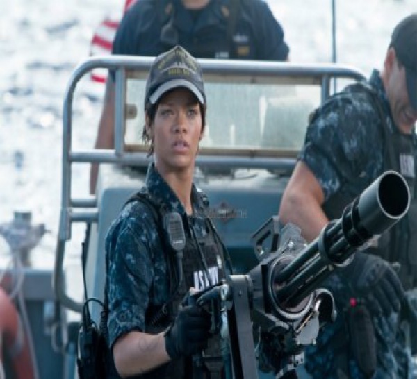 Rihanna : "J'ai souffert dans un camp militaire pour Battleship"