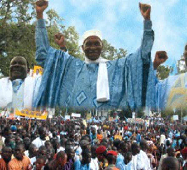 Serigne Béthio Thioune va recevoir Wade comme un roi.