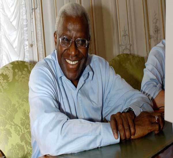 Présidentielle de 2012 :  Lamine Diack semble répondre au portrait-robot de Benno Alternative 2012.