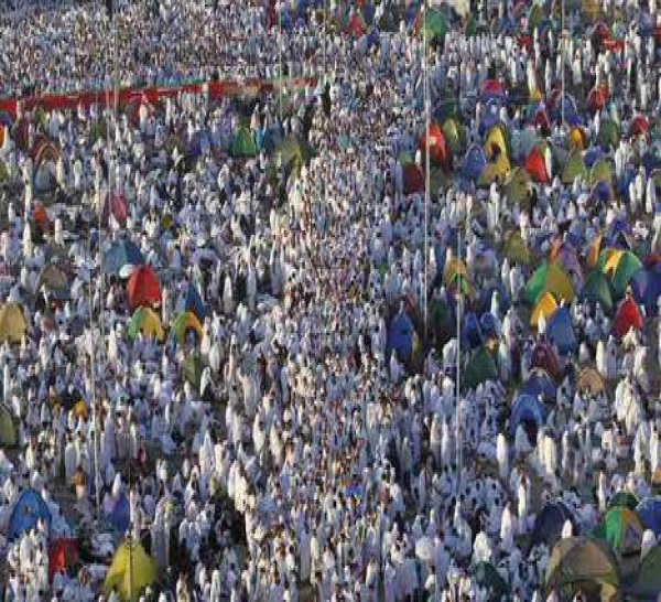 Deux millions de Musulmans sur le Mont Arafat