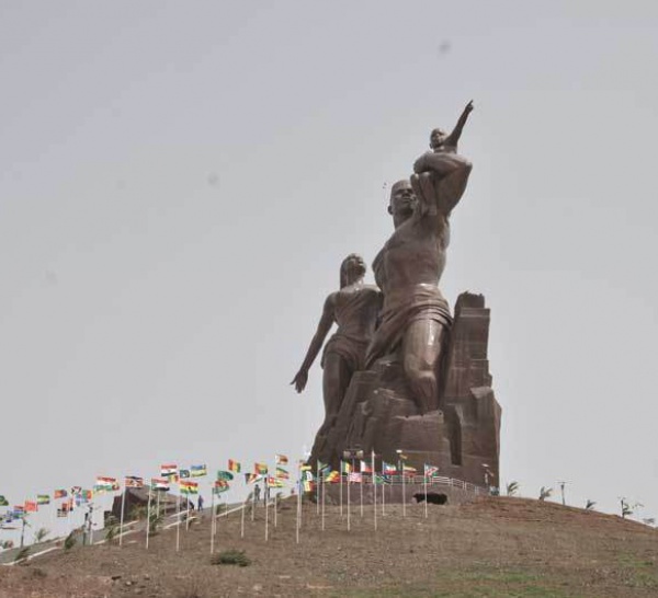 J’aime le Monument de la Renaissance africaine (le commentaire du jour de Cheikh Yérim Seck).