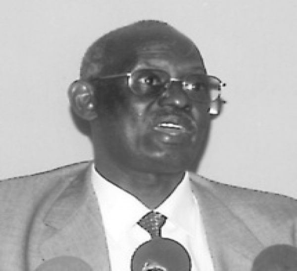 COLONEL OMAR NDIAYE, DG DE LA LONASE DE 2001 A 2002 : «Les politiciens, se sont toujours mêlés de la gestion de la Lonase, ont obligé les directeurs généraux à recruter du personnel, ou à faire face à d’autres charges»