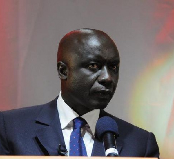 Idrissa Seck chahute le séminaire de Me Wade: "Il devait se tenir au Grand Théâtre, pas au Méridien Président." 