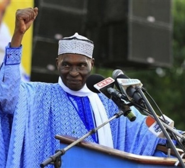 Des artistes sénégalais vont à la soupe du candidat Wade (le commentaire du jour de Cheikh Yérim Seck).