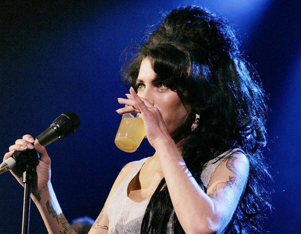 La mère d’Amy Winehouse raconte sa dernière journée passée avec sa fille