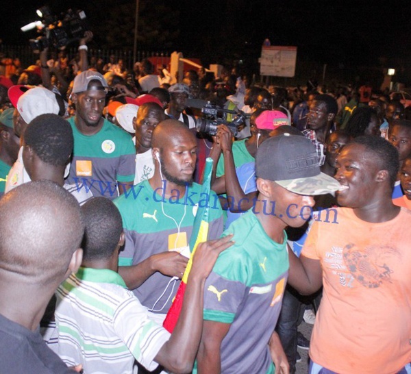 Les images de l'arrivée des Lions à l’Aéroport Léopold Sédar Senghor 