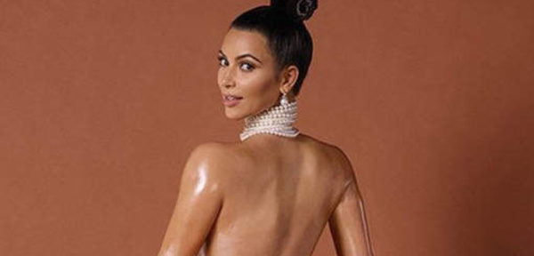 Kim Kardashian sur ses photos: "J'adore les photos mais je ne dis pas que tout le monde devrait faire ça"