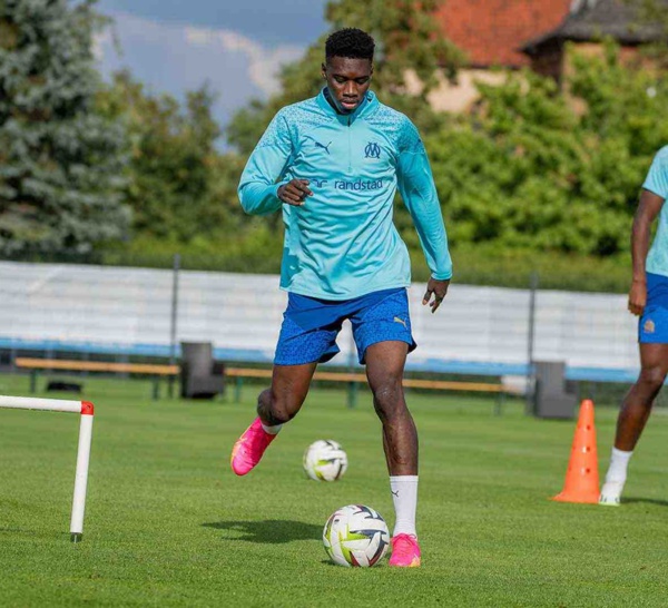 OM : Première séance d’entraînement pour Ismaëla Sarr …