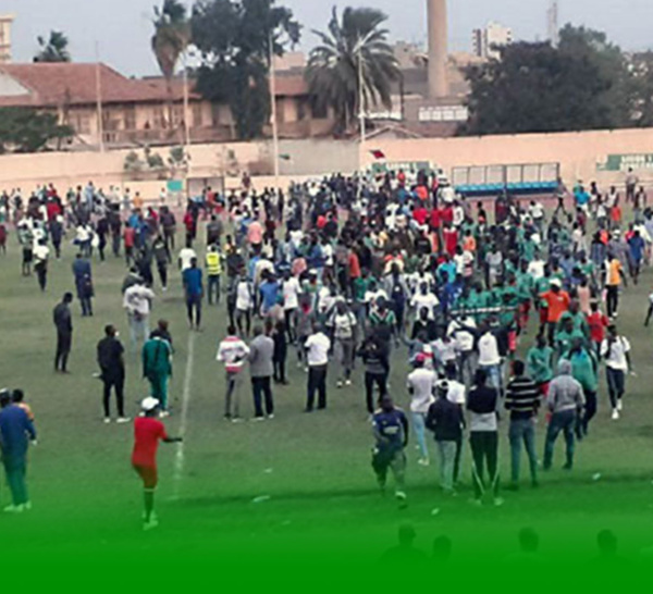 Match interrompu en demi-finale de Coupe du Sénégal : GFC lourdement sanctionné, le Jaraaf passe en finale, 3 millions d’amende et un huis clos pour chacune des équipes…