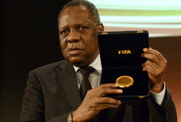 Issa Hayatou parle de sa succession : «La Caf saura qui mettre à ma place»