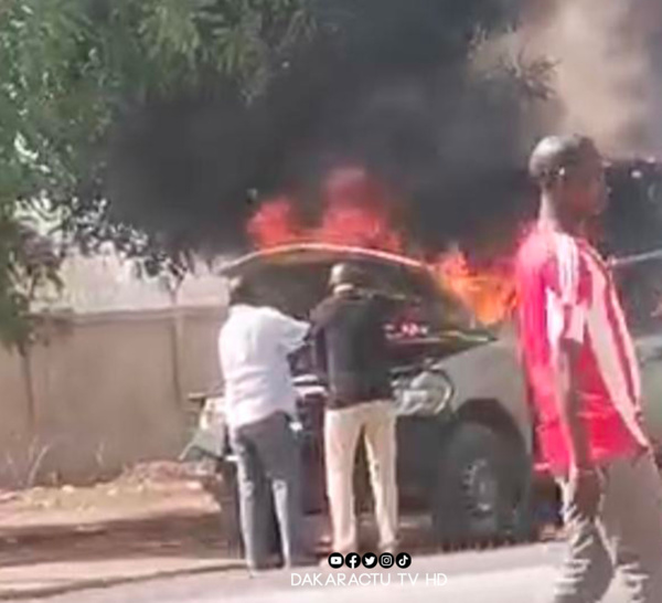 Tambacounda: le véhicule de liaison de la maison d’arrêt et de correction a pris feu