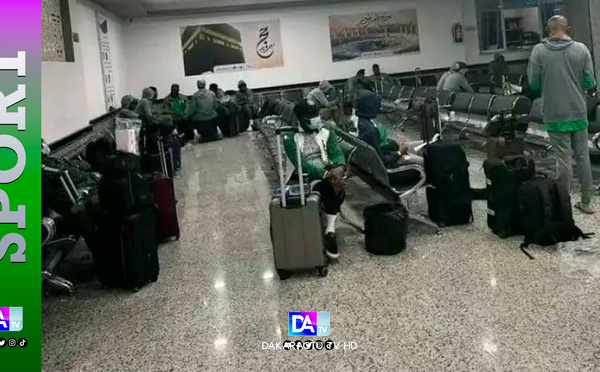 [SPORT] CAN 2025 : Isolement des Super Eagles du Nigeria à l'aéroport de Libye, le capitaine menace de boycotter leur match contre le pays hôte