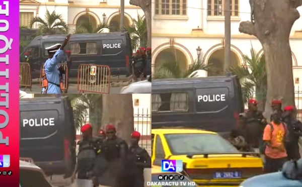 Point de presse de Barthélémy Dias : la mairie de Dakar barricadée par la police